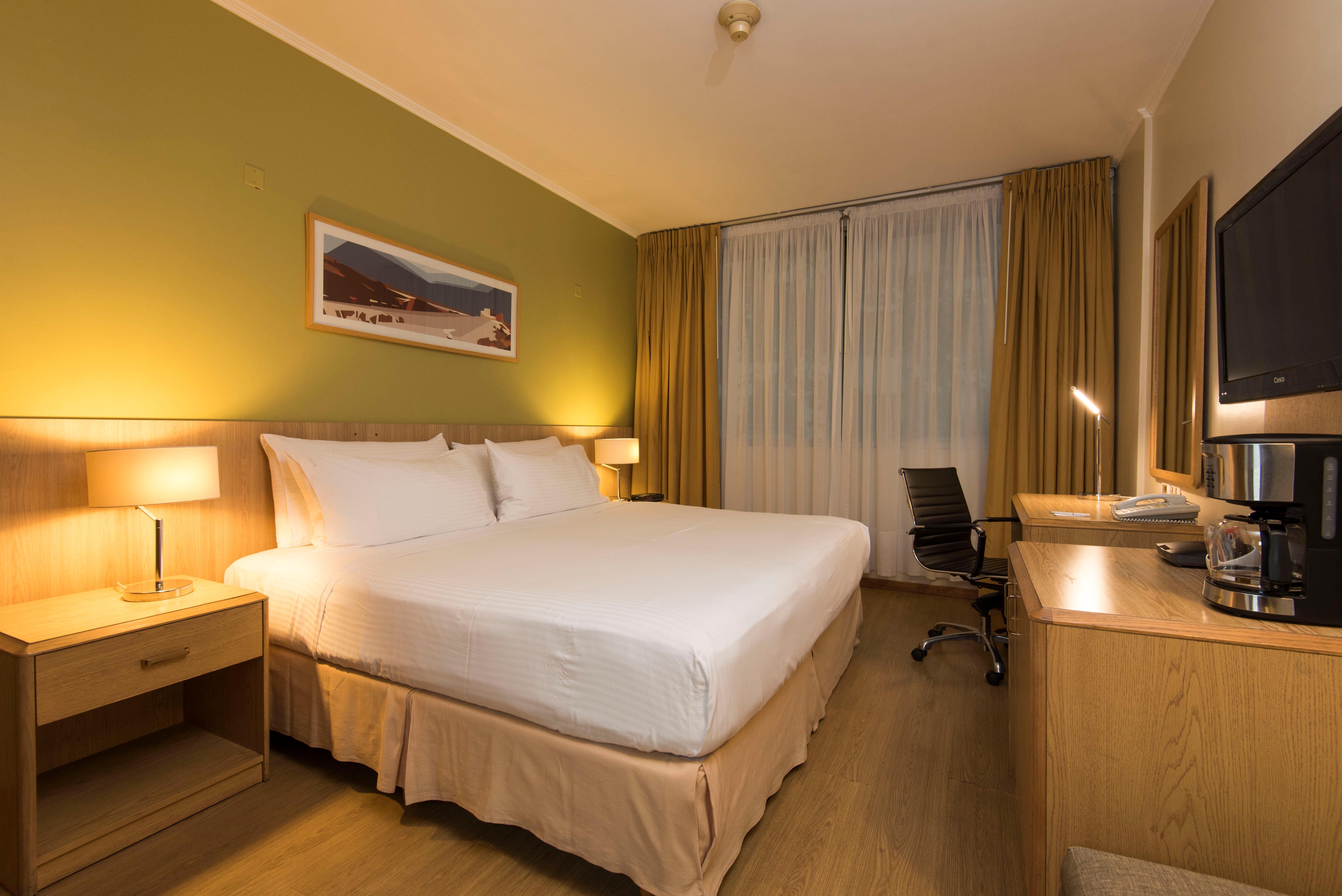 Holiday Inn Montevideo By Ihg Exterior photo