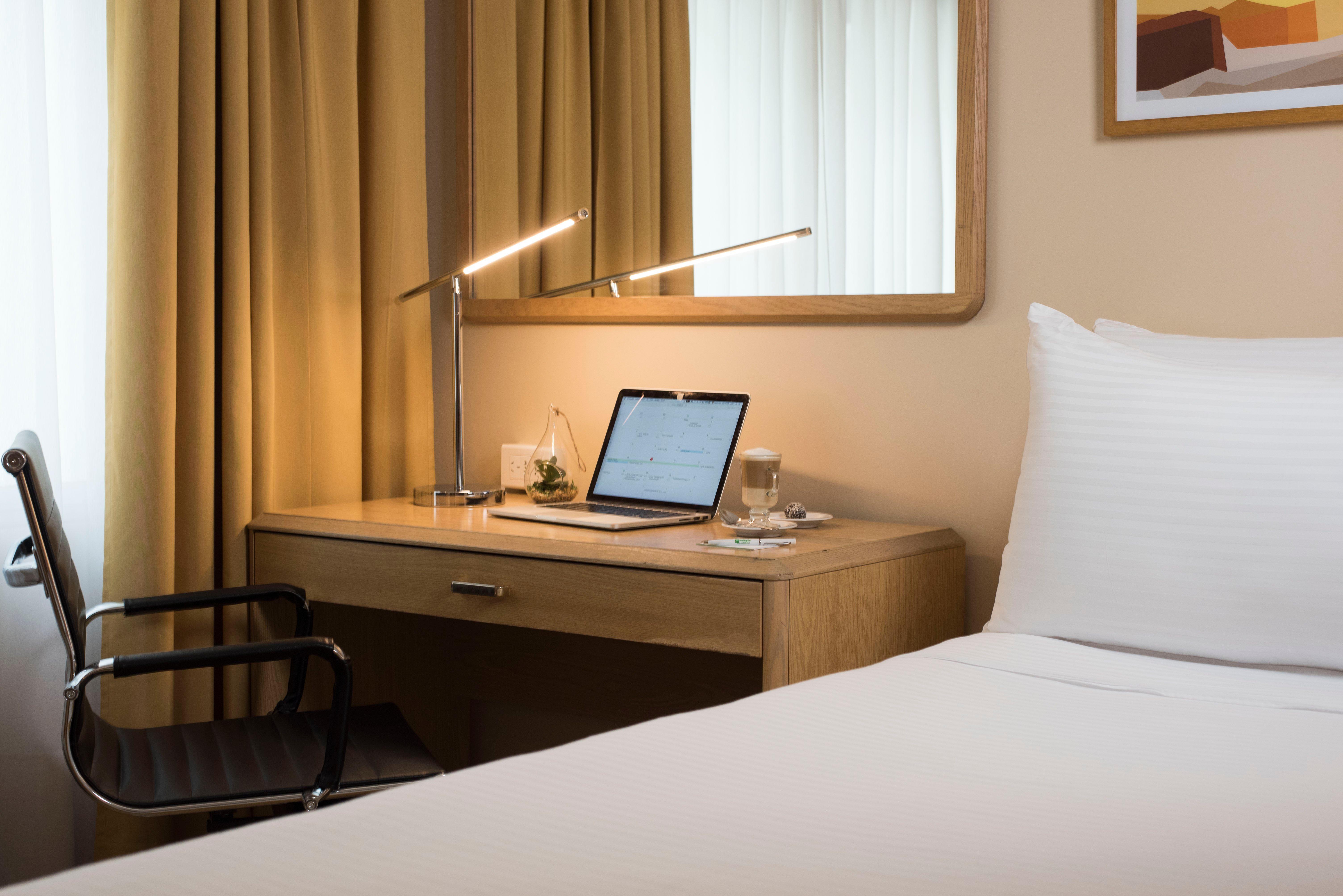 Holiday Inn Montevideo By Ihg Exterior photo
