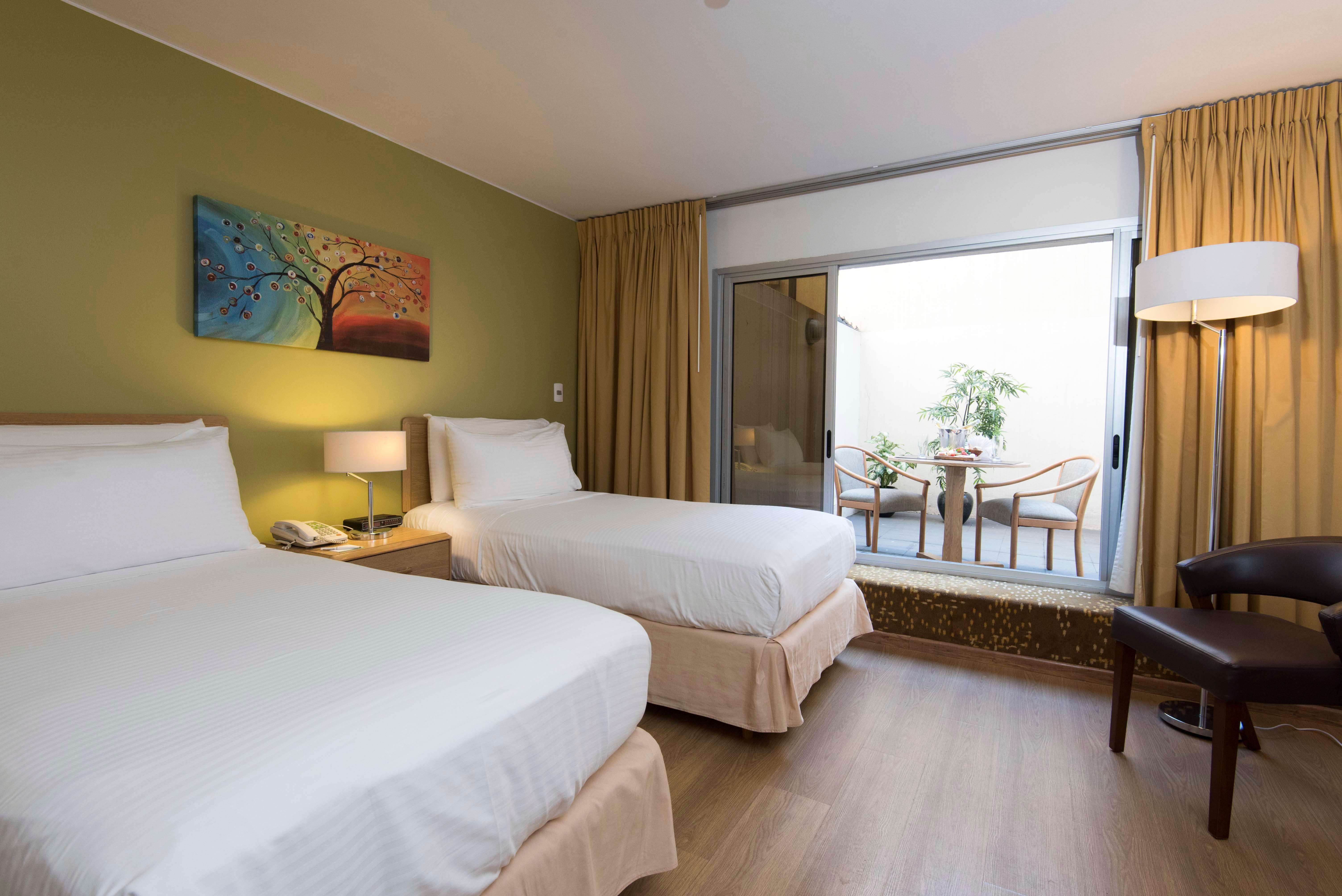 Holiday Inn Montevideo By Ihg Exterior photo