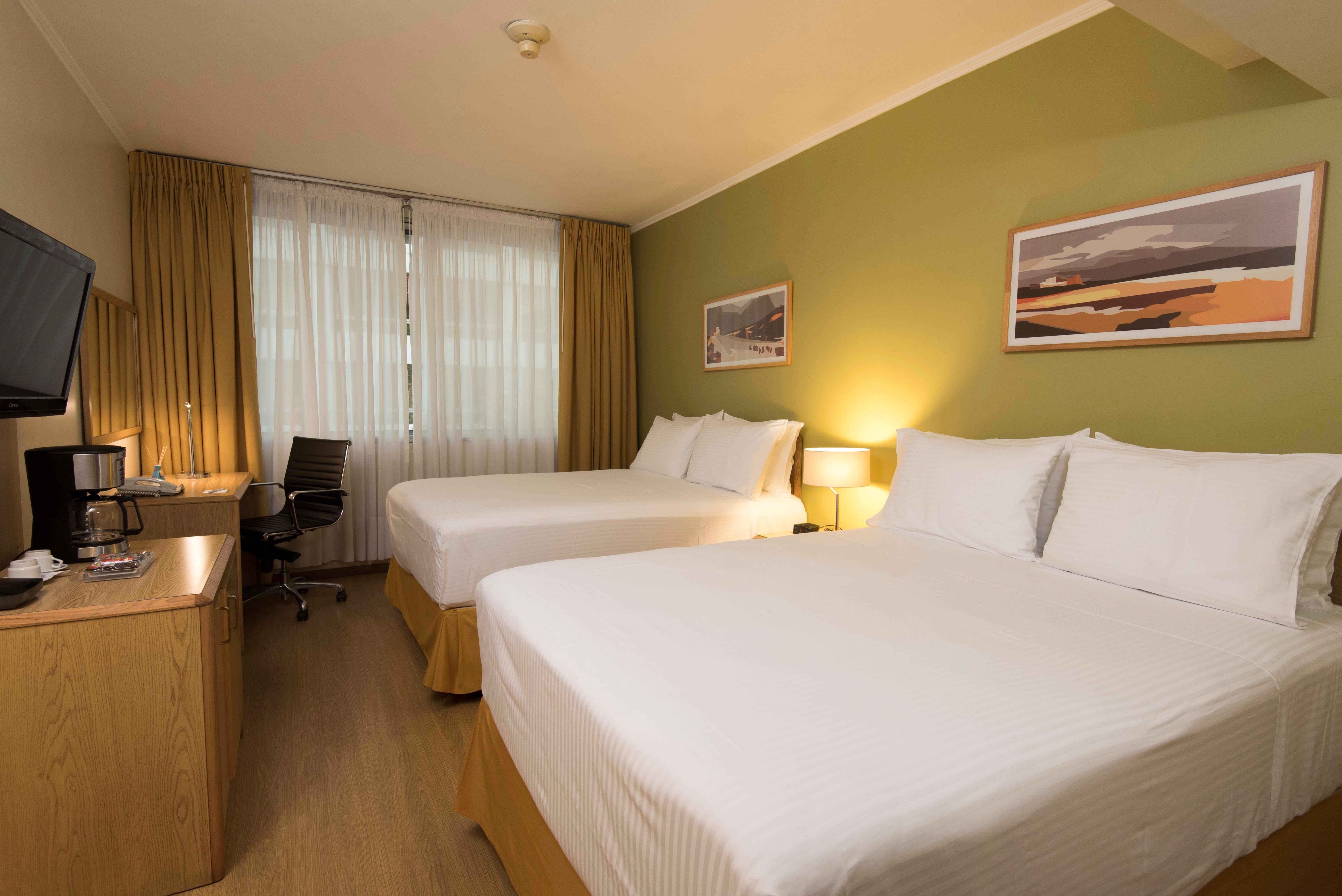 Holiday Inn Montevideo By Ihg Exterior photo