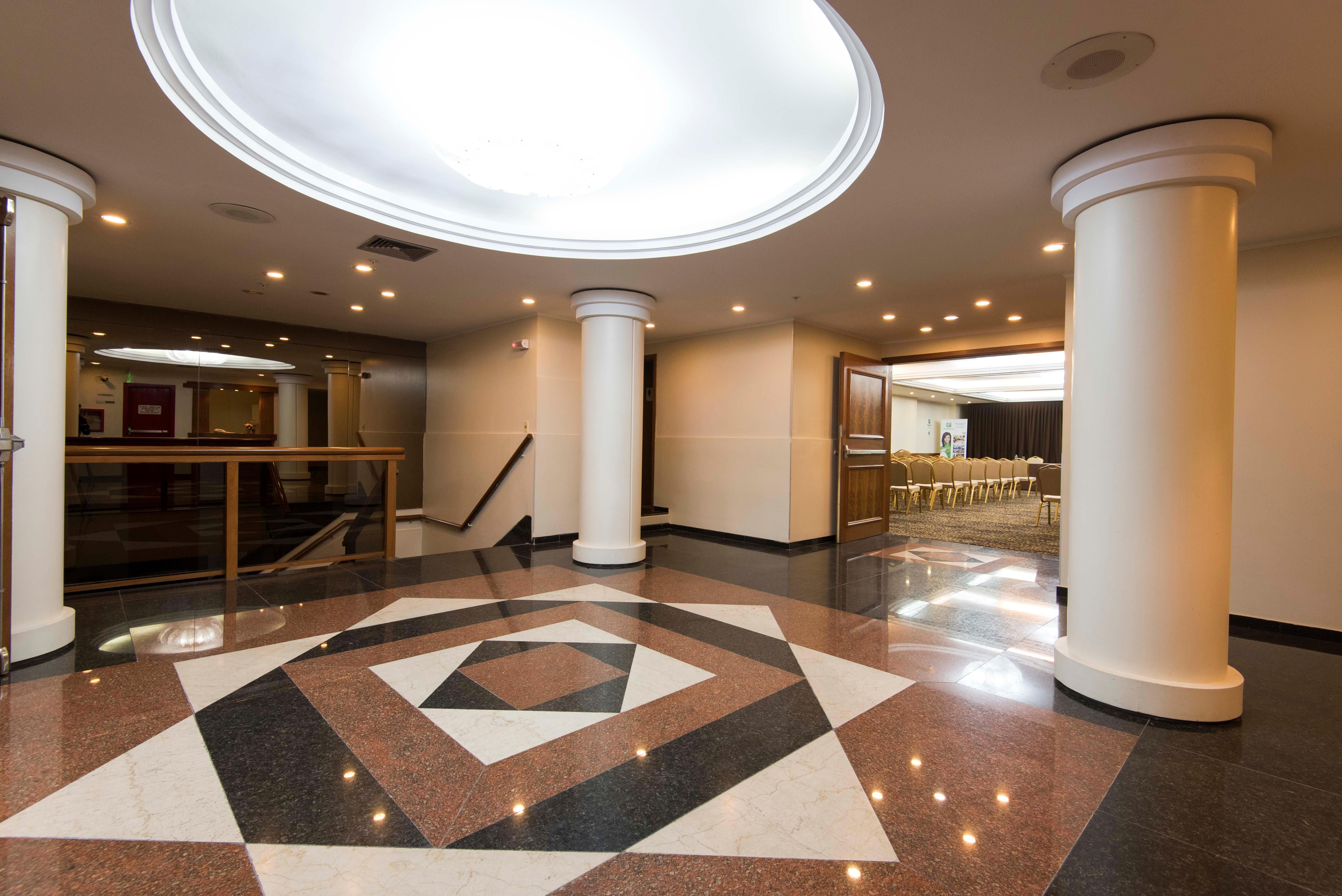 Holiday Inn Montevideo By Ihg Exterior photo