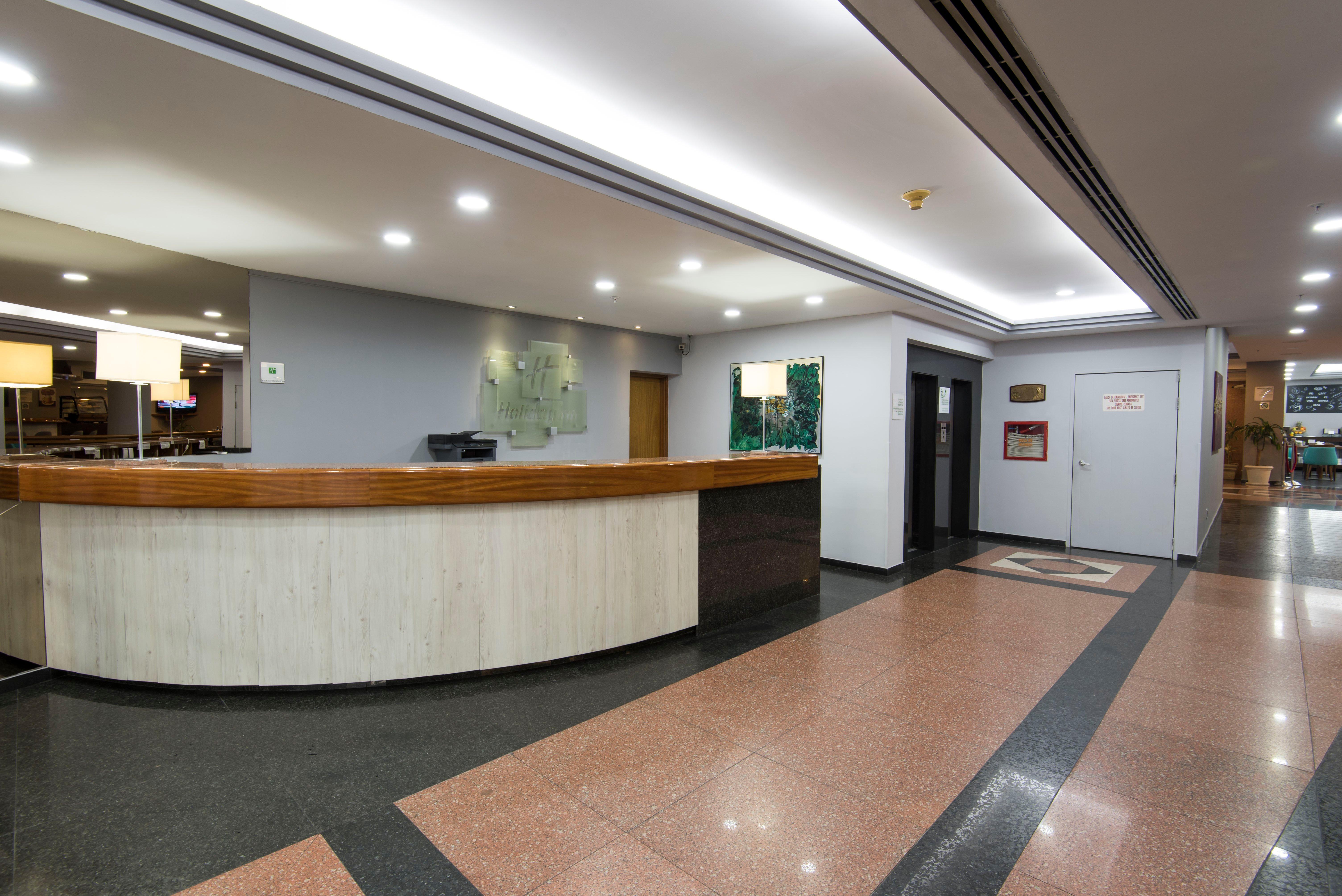 Holiday Inn Montevideo By Ihg Exterior photo